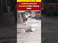 Visuals from Kolkata: Boy Relaxes Amid Flooded Streets After Torrential Rain #kolkatanews  - 01:47 min - News - Video