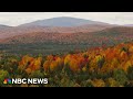 Forecasting the best fall foliage viewing days in New England