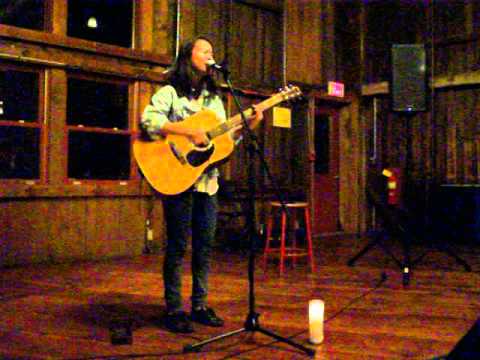 Mitski: The Red Barn @ Hampshire College - 11/24/2014 (COMPLETE PERFORMANCE)