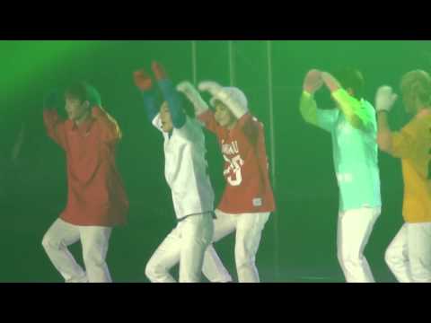 EXO-M Candy(H.O.T) 20131224 SMTOWNWEEK