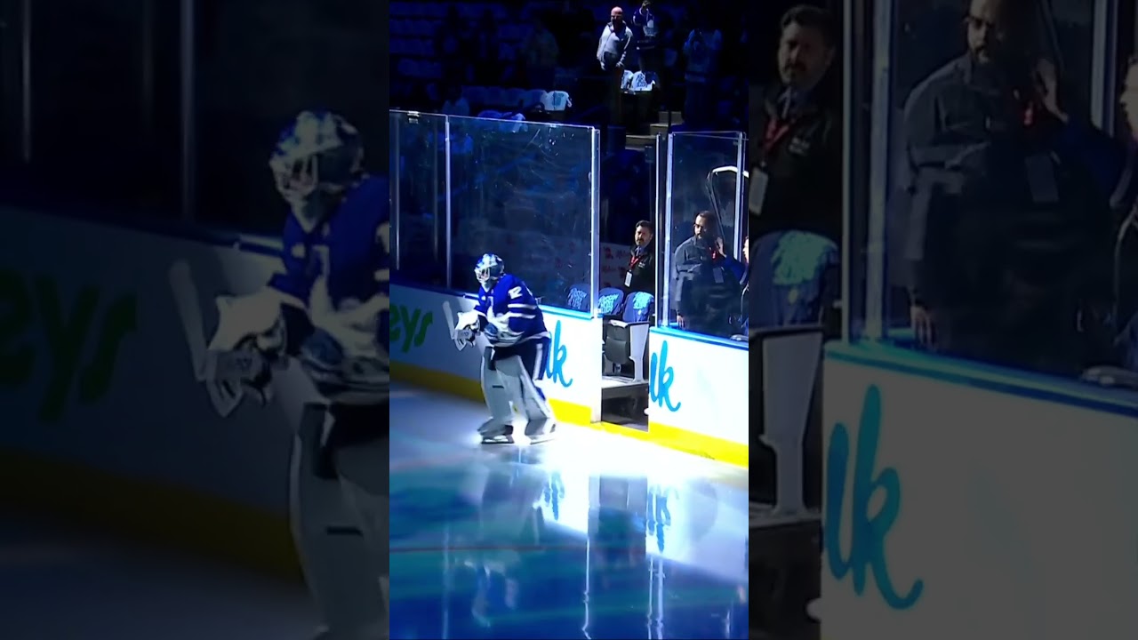 Comment avez-vous réagi en voyant Sergei Bobrovsky sauter sur la glace avant Gavin McKenna? 🤨