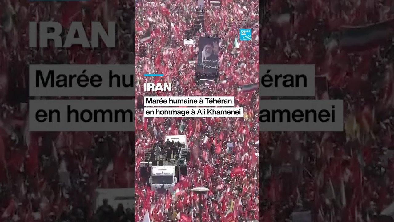 Iran : marée humaine à Téhéran en hommage à Ali Khamenei • FRANCE 24