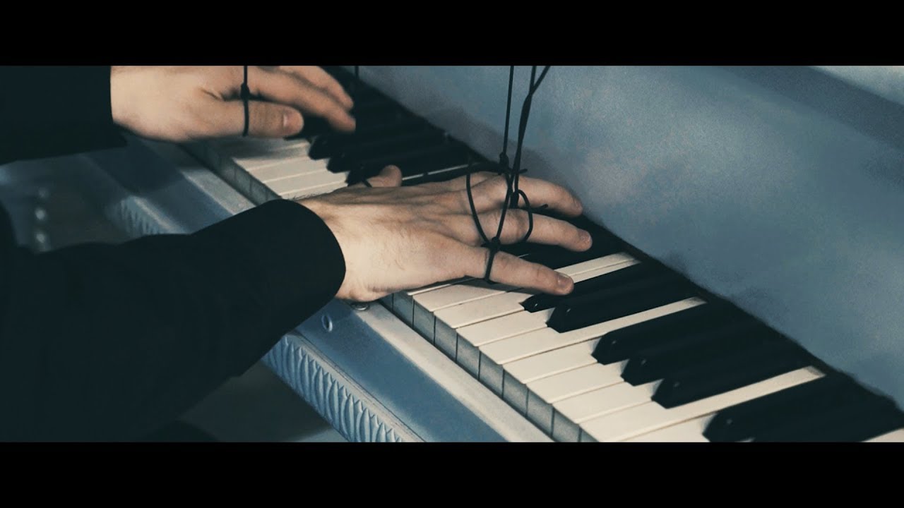 Piano Emotional Song - 