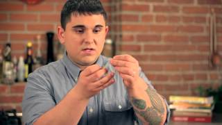 Make Raw Food "Pasta" by Using a Spiralizer, with Doug McNish Make Raw Food "Pasta" by Using a Spiralizer, with Doug McNish