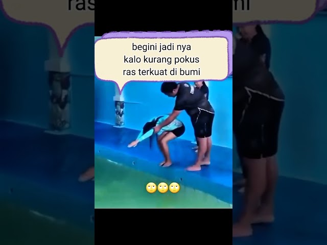 emang ada yg ga bisa ketawa