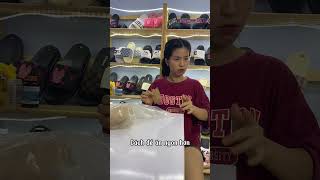Cách để ăn bánh tráng trộn ngon hơn kiểu chị bán dép. Xưởng sản xuất dép Nguyễn Như Anh NGON BỔ RẺ.