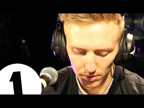HONNE - Gone Are The Days - Radio 1's Piano Sessions