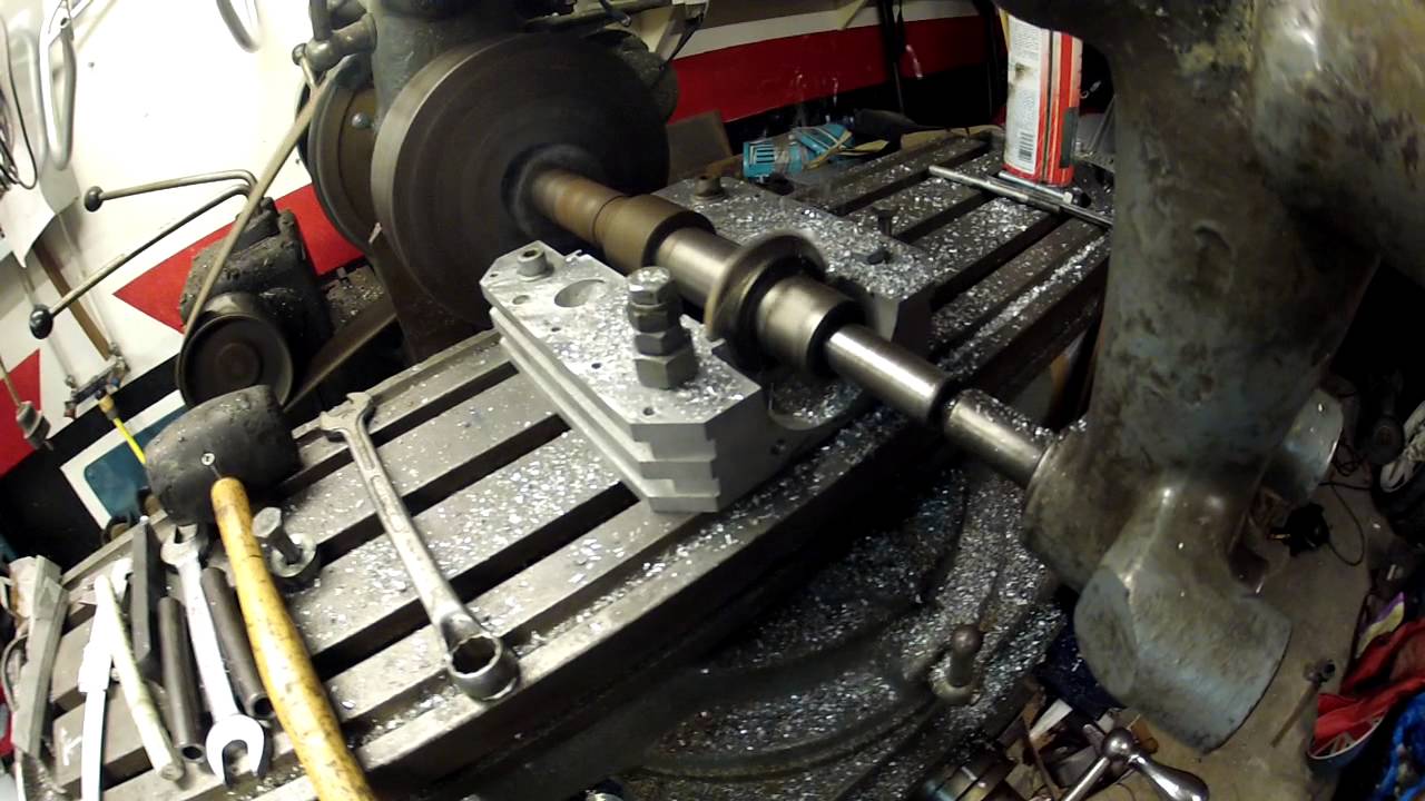 lathing rotary valve head Supermono - YouTube