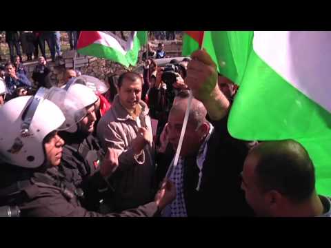 المظاهرات الفلسطينية..عشرات المسيرات لبضعة أفراد