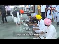 సిక్కులకు భోజనం వండి.. వడ్డించిన మోదీ | PM Modi Cook Food For Sikhs | ABN Telugu  - 00:53 min - News - Video