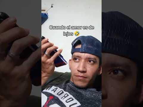 Cuando el amor es de lejos 🤣 #humor #viral #amor #comedia #risas #pedos #shorts #fyp