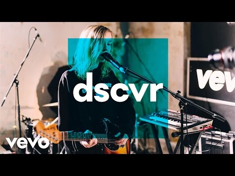 The Japanese House - Sugar Pill (Live) – dscvr ONES TO WATCH 2016