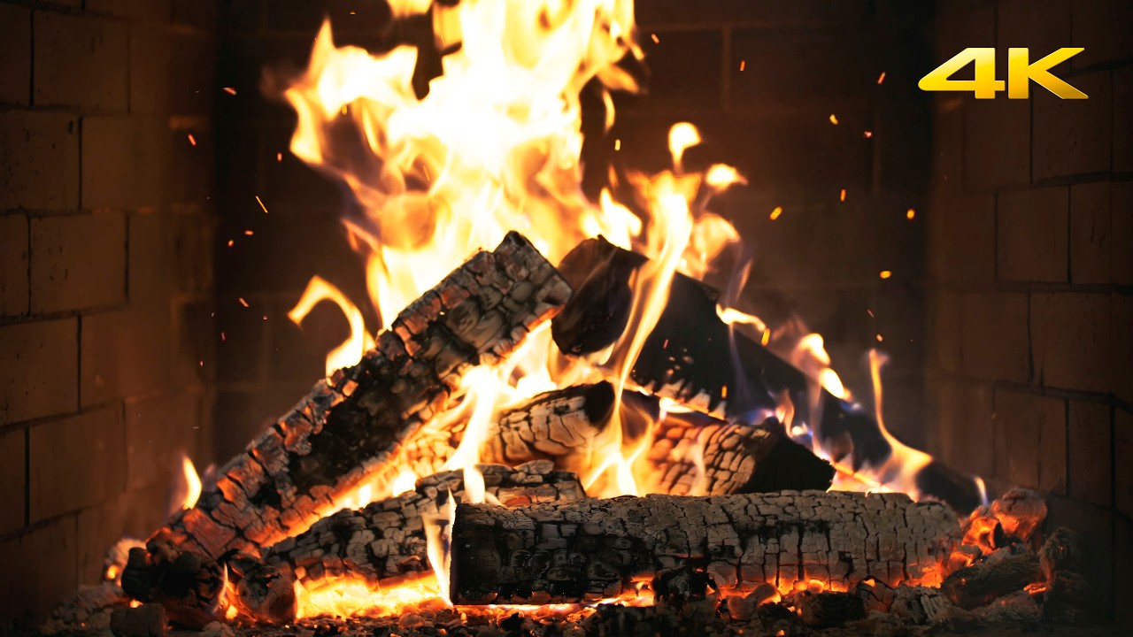 🔥 Old Cabin Fireplace (12 Hours) with Christmas Atmosphere with Crackling Fire for Inner Peace
