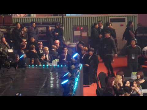 170222 가온차트 뮤직어워드 엑소 가수석 1