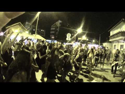 Tsigunz Fanfara Avantura - Guca Festival - street concert