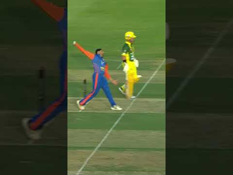 One big <strong>wicket</strong>! Ben Dunk out! 💥🏏 #IndiaChampions #AustraliaChampions #WCL2026 | M9O1T