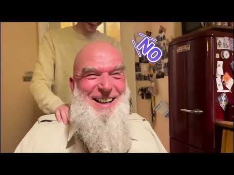 德国公公：这绝对是我吃过鸡爪中最好吃的鸡爪！小李子也爱了！ #在家做美食 #美食vlog #虎皮鸡爪