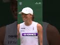 Świątek Powers into Wimbledon Semifinals with Straight Sets Win | #Wimbledon2025  - 00:31 min - News - Video