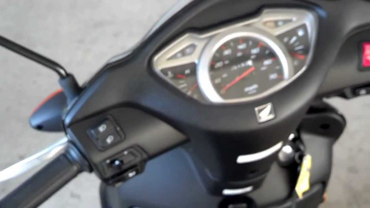 2010 Honda scooter 110cc #7