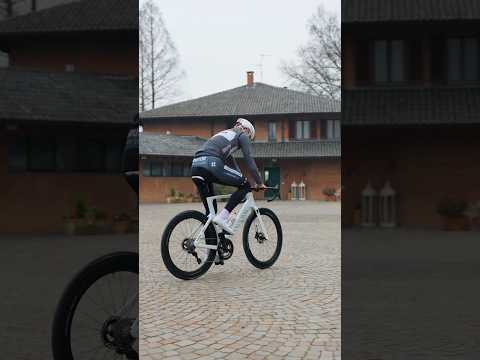 Sound on for this Mathieu van der Poel beauty 🔊