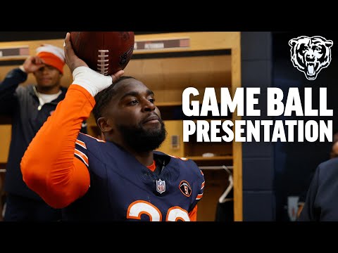 Eberflus passes out game balls postgame | Chicago Bears video clip