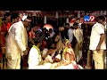 Watch: Vivek Oberoi attends Paritala Sriram's wedding