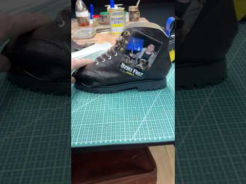 Czy Friz zostanie na chwilę szewcem? Było by fajnie ale… #majknovak #friz #dzik #buty #ciekawostki