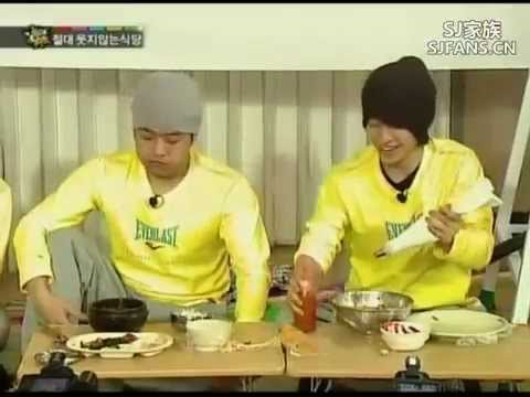 不准笑食堂 - 銀赫用超長湯匙吃飯.flv