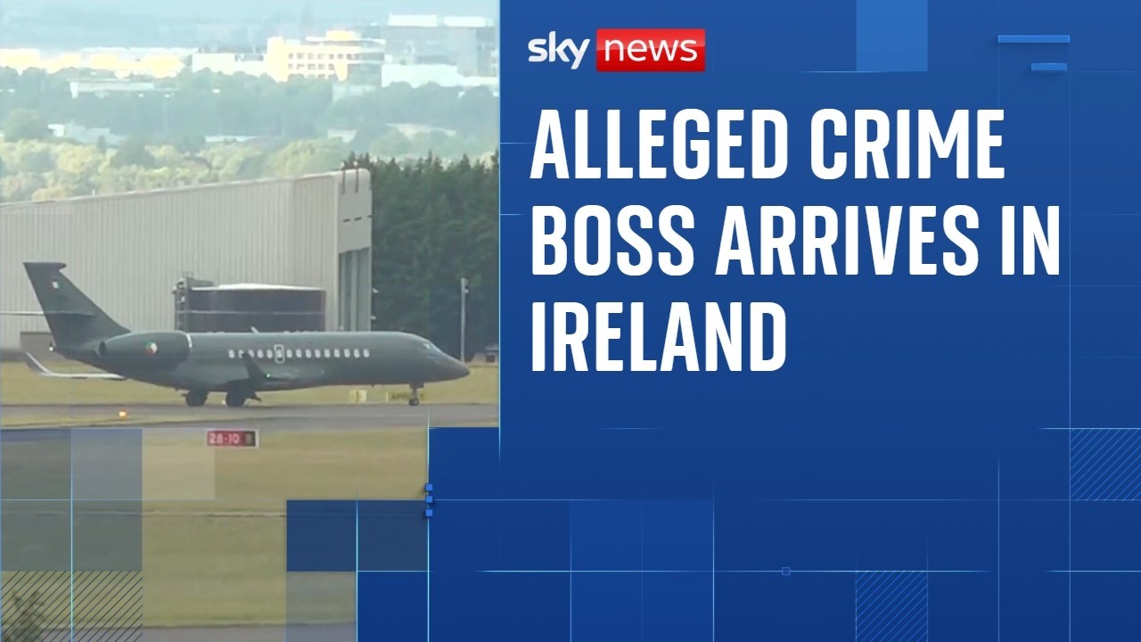 Alleged organised crime boss Daniel Kinahan arrives in Ireland
