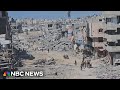 Gazans return to scenes of destruction in Khan Younis