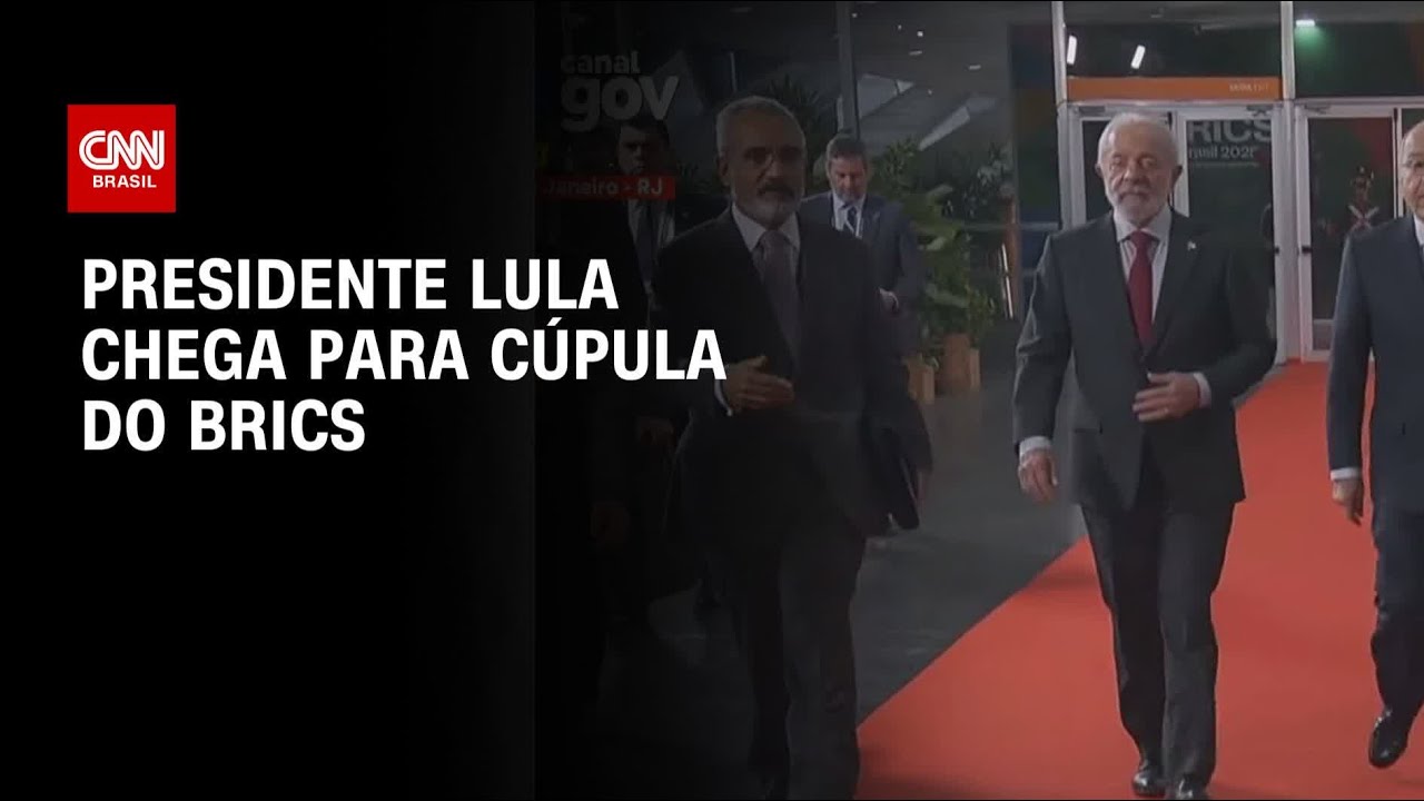 Presidente Lula chega para Cúpula do Brics | AGORA CNN