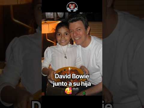 David Bowie junto a su hija Lexi 🖤 #<strong>davidbowie</strong> #family #love #rock