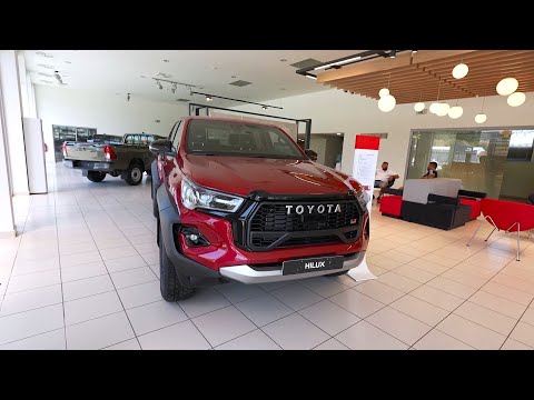 TOYOTA HILUX premium edition D2.8 GR 2025