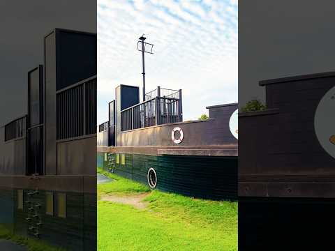 巨大な船を見つけた瞬間を収めた映像 サムネイル