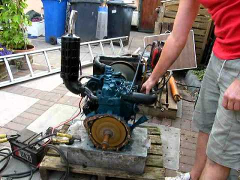 Kubota 2 Cylinder Engine Diesel Start/ Stop - YouTube