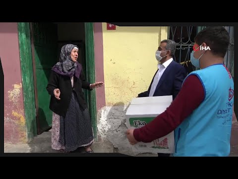 Yardım Kolileri İhtiyaç Sahiplerinin Evlerine Kadar Götürülüyor