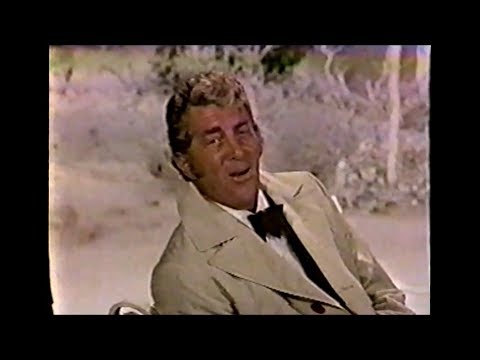 Dean Martin - "A Marshmallow World" - LIVE - CHRISTMAS (1971)