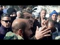 Deadly clashes as Syrians storm governors office  - 01:47 min - News - Video