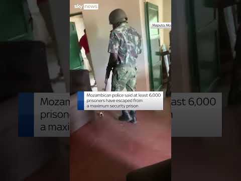 Moment prisoners escape Mozambique prison