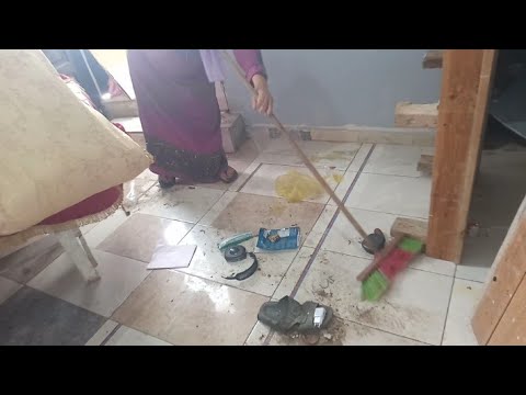 أنا الست إللي مش بتحب تسيب بتها مكركب وتقعد روتين غير يومي كله