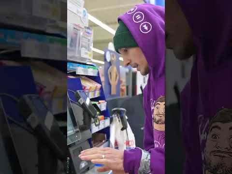 Jay platí u pokladny se svázanýma rukama 💸🤲