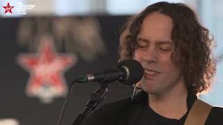 Razorlight - America (Live on The Chris Evans Breakfast Show with Sky)