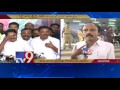 Scene Repeat: Mike war between TDP and YCP leaders @ AP Assembly media point-Visuals