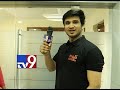 Hero Nikhil turns reporter for TV9 Telugu- Promo