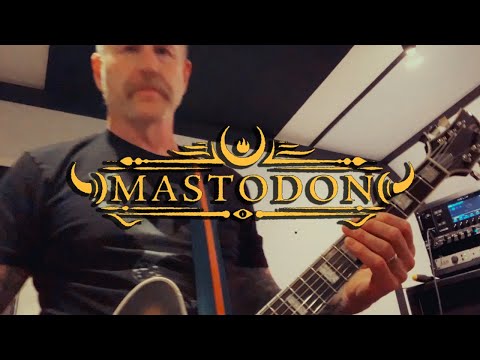 Bill Kelliher of Mastodon plays the LX II