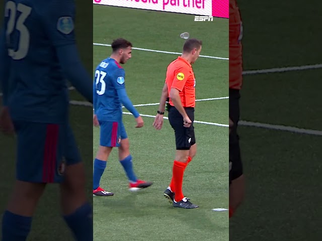Orkun Kökcü bij zijn Eredivisie-debuut voor Feyenoord ⚽️➕️🅰️
