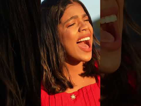 Deus tem um futuro lindo pra você 🙏🥹Dia 27/08, assista #SeuFuturo novo clipe de Larissa Santos Deus tem um futuro lindo pra você 🙏🥹Dia 27/08, assista #SeuFuturo novo clipe de Larissa Santos