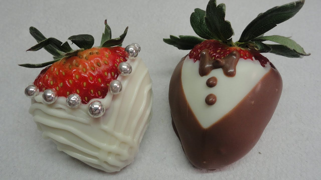 "Dressed Up" Chocolate Dipped Strawberries (Bride and