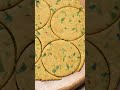 Ghar par banayein Masala Methi Bhakri aur har bite mein asli Gujarati flavour ka maza! 😋 | #shorts