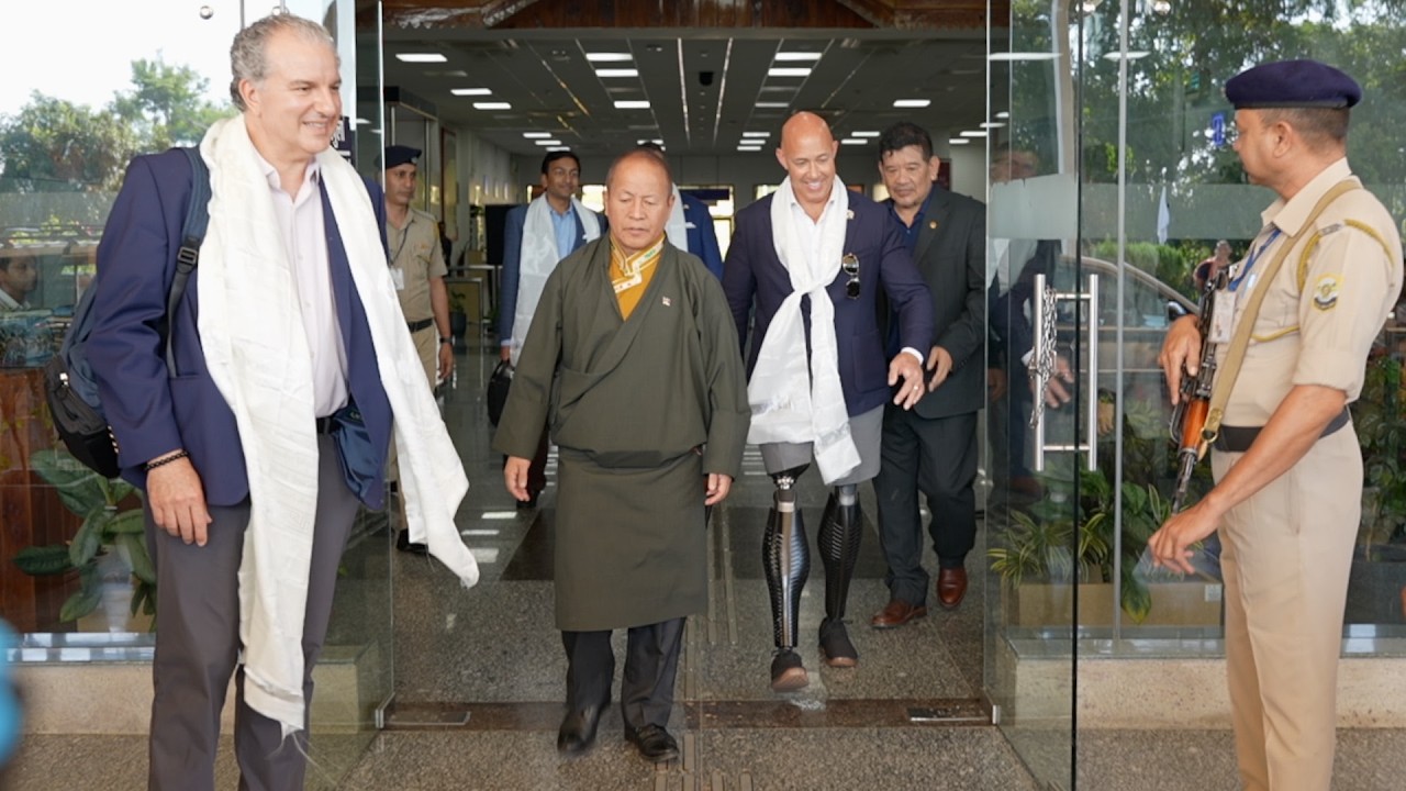 US Bipartisan Congressional Delegation Arrives in Dharamsala